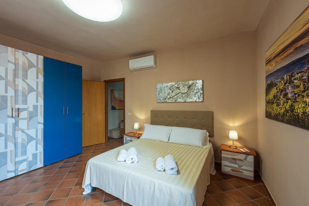 Palazzo Ciravegna Apartment อัลบา ภายนอก รูปภาพ